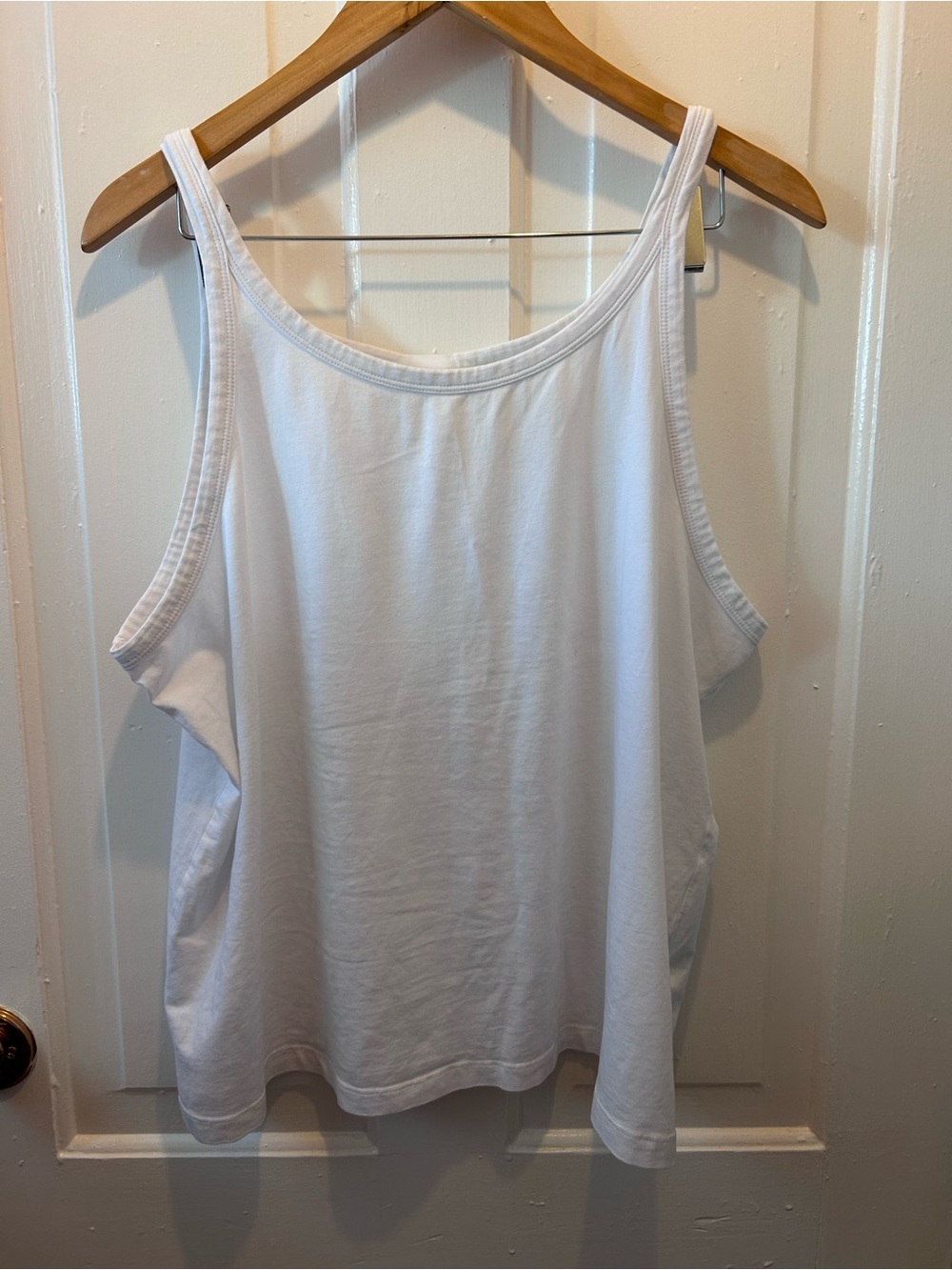 H&M classic white tank XXL